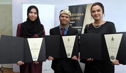 KL41_13122017_ANUGERAH