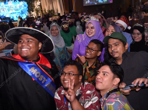 DATUK SERI RINA MOHD HARUN