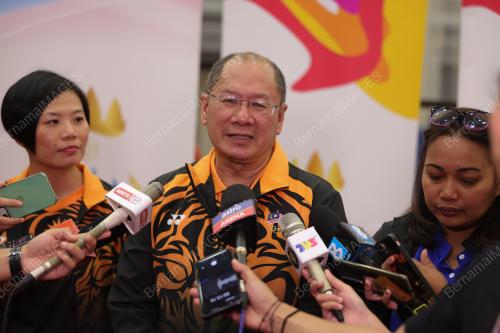 DATUK MOHD NASIR ALI