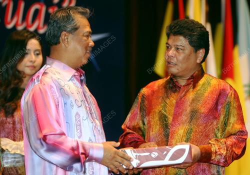 TAN SRI MUHYIDDIN YASSIN