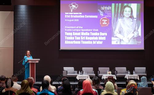 THE KUALA LUMPUR SPEAKERS CLUB
