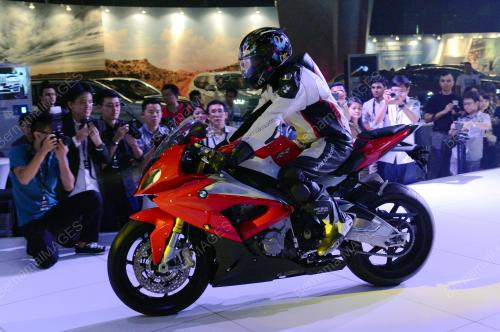 KL41_16042015_BMW_MOTOR