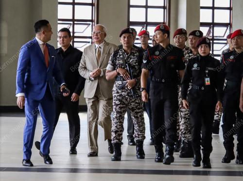 DATUK SERI NAJIB TUN RAZAK
