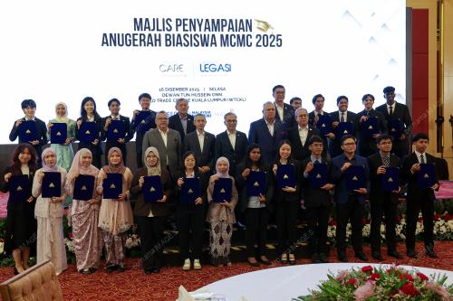 KL41_16122025_MCMC