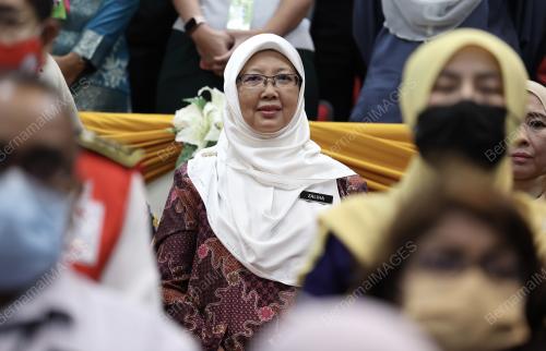 DR ZALIHA MUSTAFA