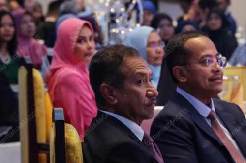 SULTAN MIZAN ZAINAL ABIDIN