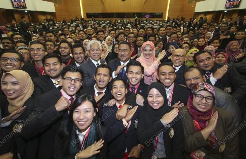 KL41_19072017_PARLIMEN_BN201707058481