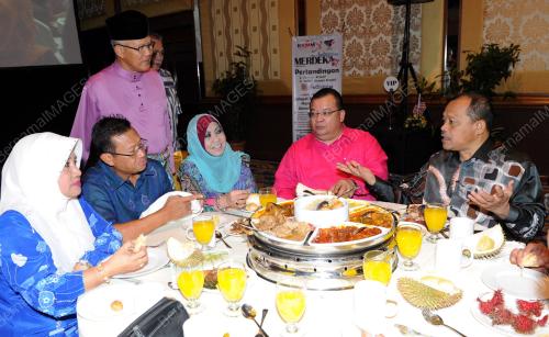 KL41_20082014_AHMAD