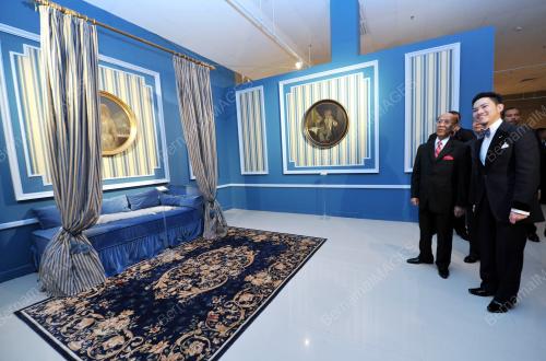 KL41_20112013_AGONG_PAMERAN