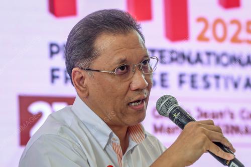 TENGKU MOHAMED FADHLI TENGKU HAMZAH