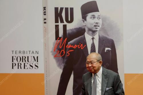 TAN SRI TENGKU RAZALEIGH HAMZAH
