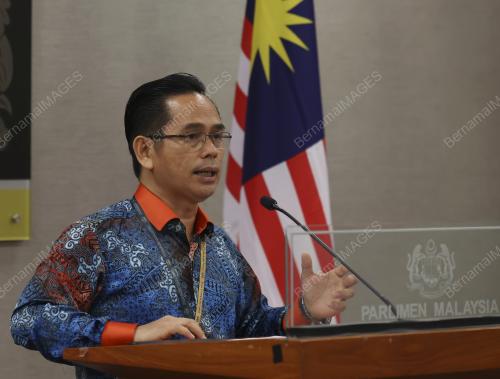 SENATOR ABUN SUI ANYIT