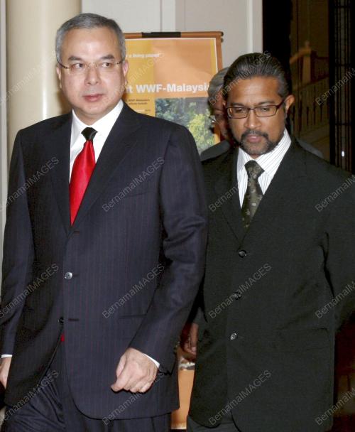 RAJA DR NAZRIN SHAH