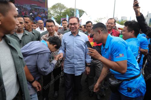 DATUK SERI ANWAR IBRAHIM
