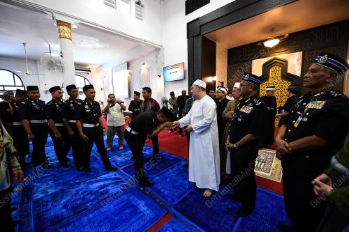 KL41_23032018_AGONG