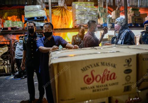 DATUK SERI ALEXANDER NANTA LINGGI