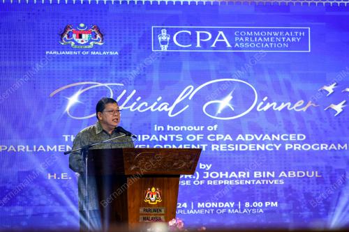 TAN SRI JOHARI ABDUL