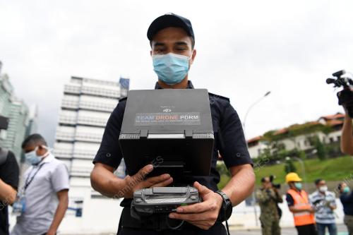 PENGGUNAAN DRON BAGI MENGAWAL BAGI PKP