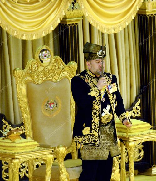 KL41_24042017_AGONG