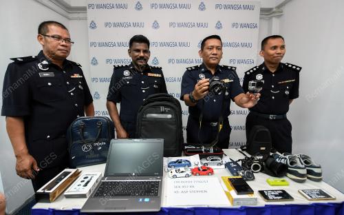 KL41_24102017_POLIS