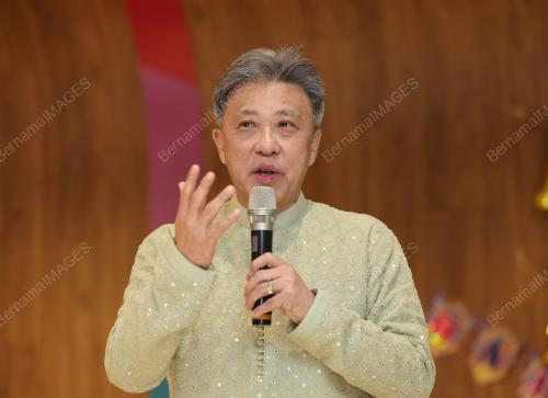 DATUK SERI WONG CHUN WAI