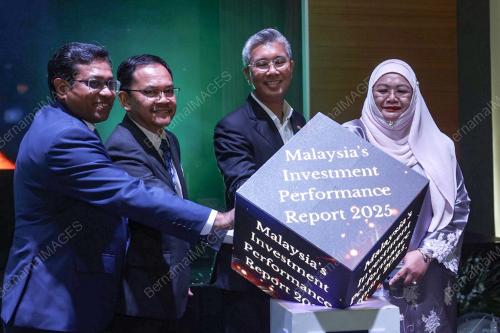 DATUK SERI TENGKU ZAFRUL TENGKU ABDUL AZIZ