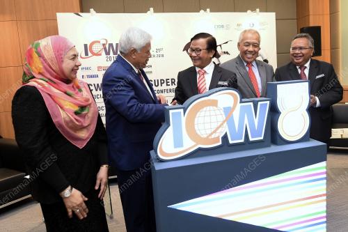 KL41_25102018_ICW_BN201810231751