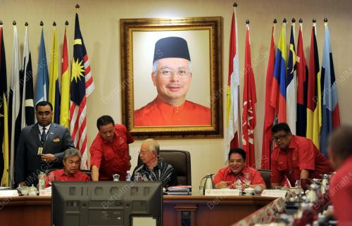 KL41_26042017_UMNO