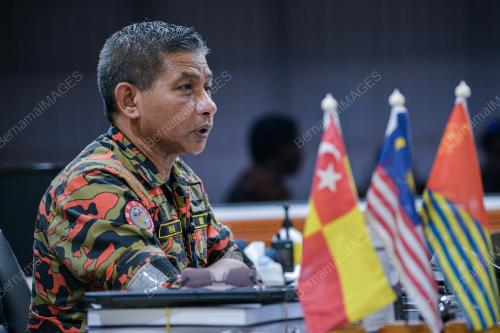 WAN MD RAZALI WAN ISMAIL