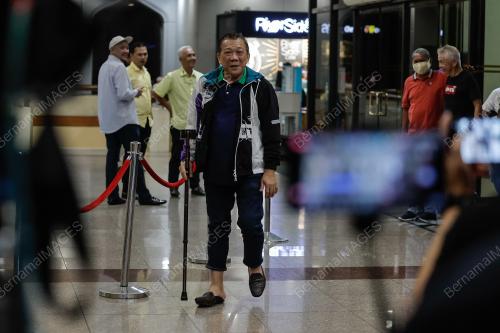 DATUK SERI BUNG MOKTAR RADIN