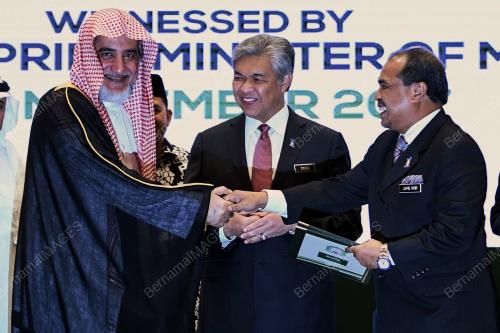 KL41_27112017_TPM_BN201711242402