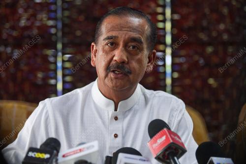 TAN SRI RAZARUDIN HUSAIN
