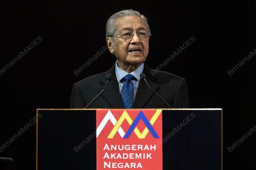 KL41_29102019_ANUGERAH-AKADEMIK