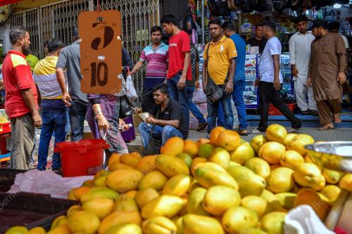 TINJAUAN WARGA ASING JALAN SILANG