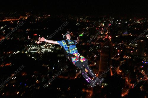 KL42_01102016_NITE_JUMP