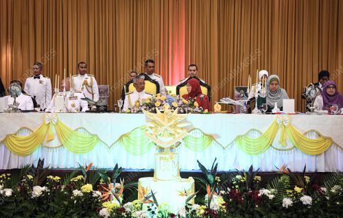 KL42_01102019_SANTAPAN_BN201910012861