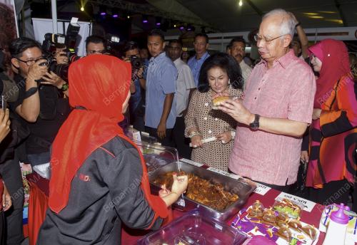 KL42_01112015_PM_PESONA