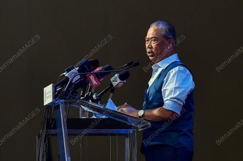 TAN SRI MUHYIDDIN YASSIN