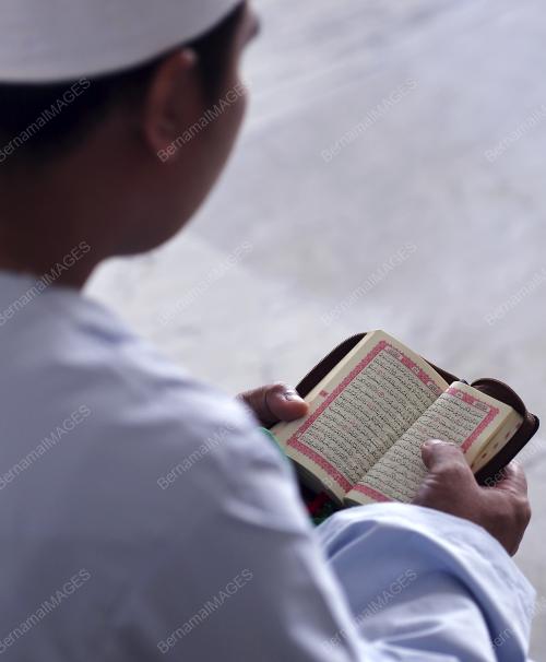KL42_02052018_RAMADAN