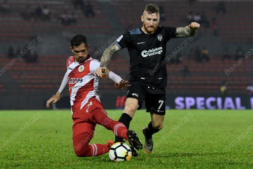 KL42_02062018_SUPER_BN201805218979
