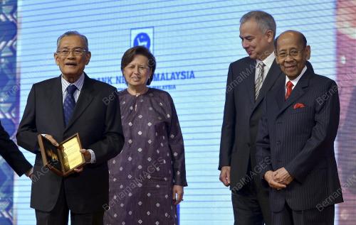 KL42_02092014_ISLAMIC_FINANCE