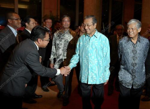 TUN DR MAHATHIR MOHAMAD