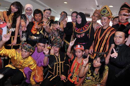 KL42_03122012_HARI_OKU
