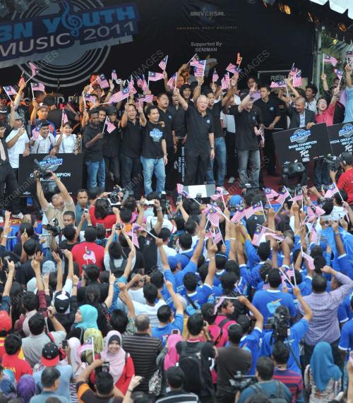 KL42_04032012_PM_YOUTH