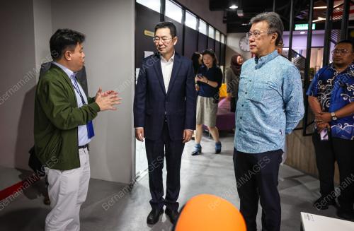 DATUK SERI WONG CHUN WAI