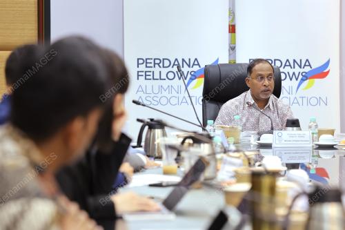DATUK SERI DR ZAMBRY ABDUL KADIR