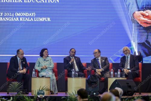DATUK SERI DR ZAMBRY ABD KADIR