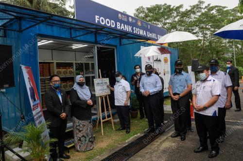 DATUK SERI ALEXANDER NANTA LINGGI
