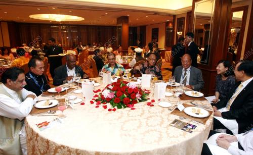 DATUK DR RONALD KIANDEE