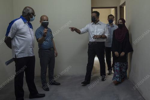 DATUK SERI REEZAL MERICAN NAINA
